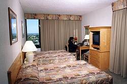 Hotel Furama Airport Los Angeles